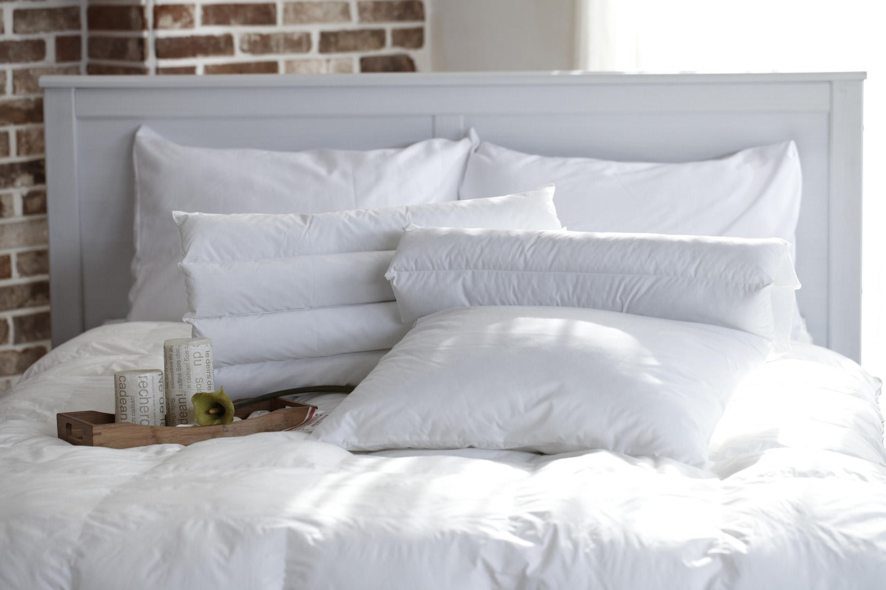 What is a Pillow Sham: Your Complete Guide  - HoneydewSleep