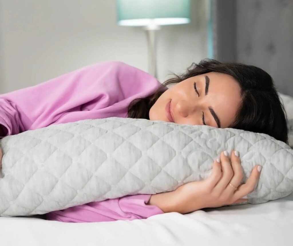 Looking for Eco Friendly Gifts for her this Holiday? Green Child Magazine got you a list!
