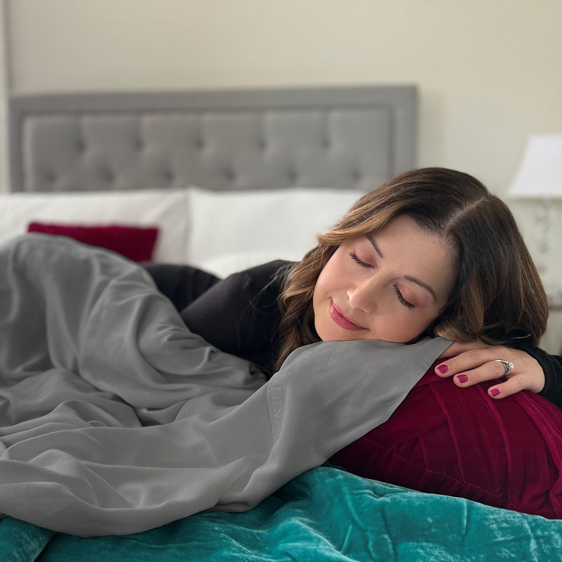 Silky Slumber for Scrumptious Snugglers - Full Body Comfort for Hot Sleepers