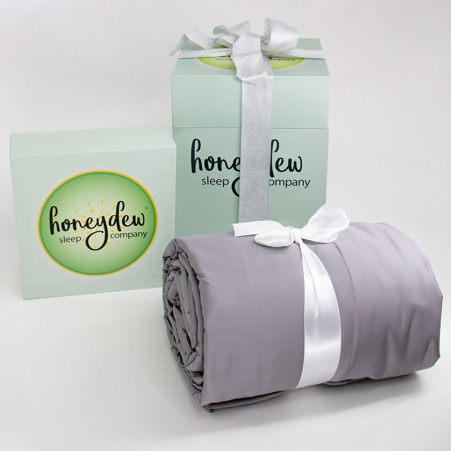 Silky Slumber for Scrumptious Snugglers - Full Body Comfort for Hot Sleepers