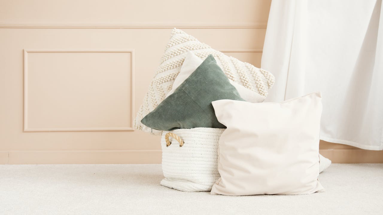 Best Anti-Allergy Pillow Protectors in 2026 - Honeydew Sleep