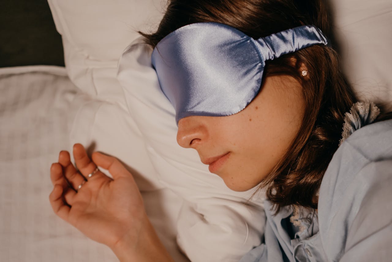 Best Side Sleeper Body Pillow in 2025 - HoneydewSleep
