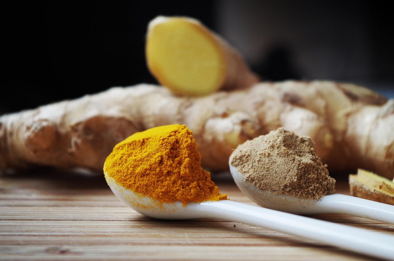 Does turmeric help you fall asleep? - HoneydewSleep