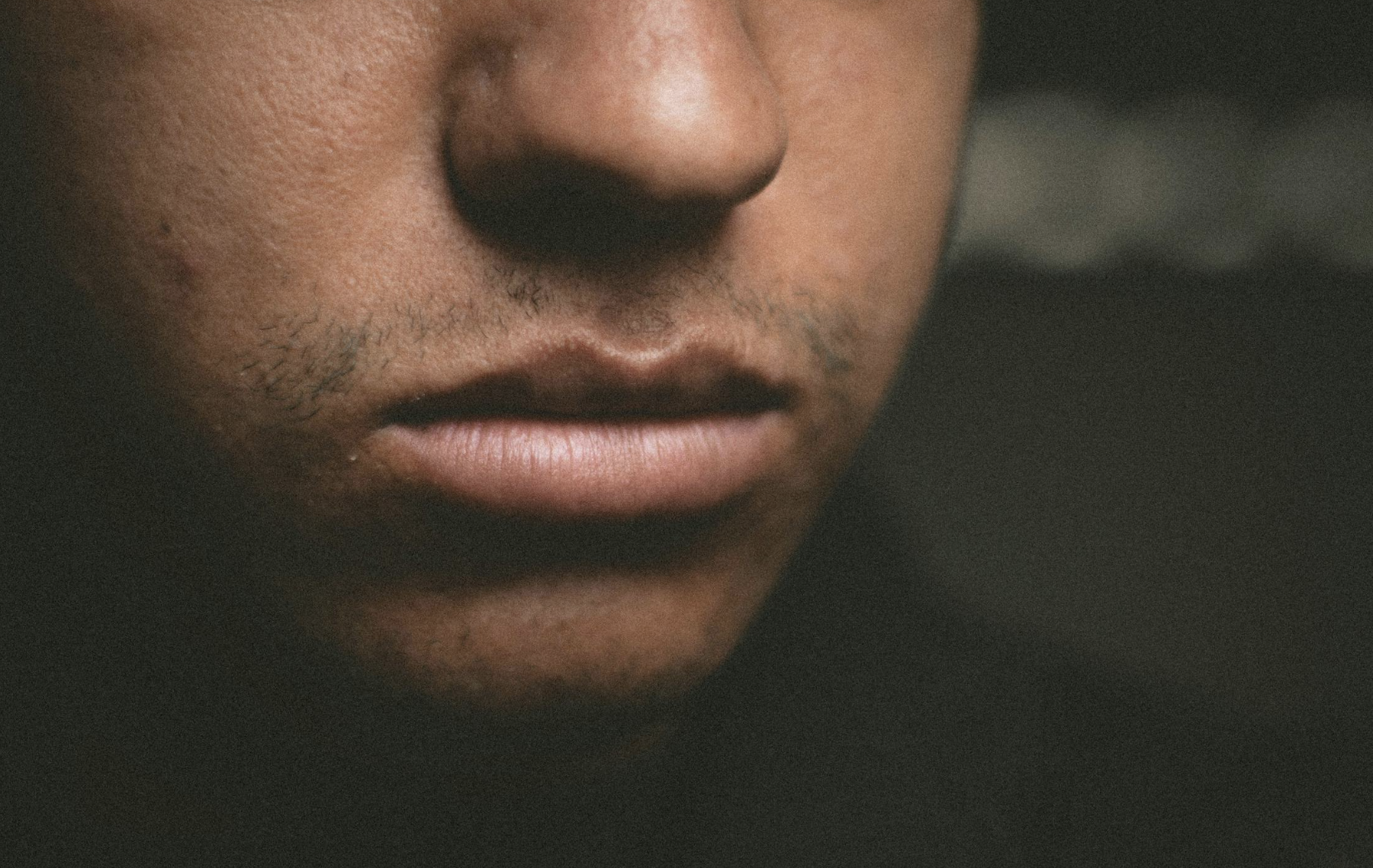 Best Lip Balm For Men In 2026 - Honeydew Sleep