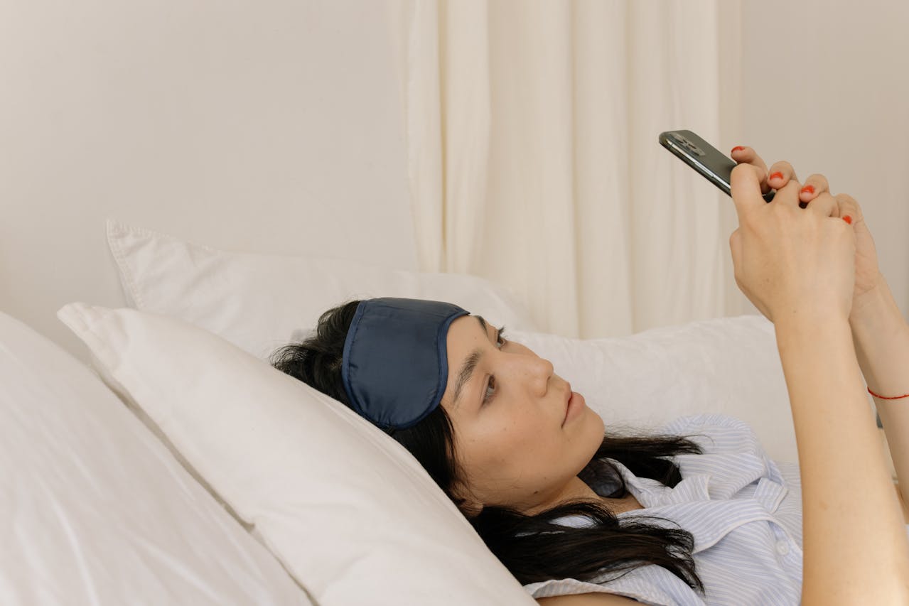 How to Wash a Silk Eye Mask - Honeydew Sleep