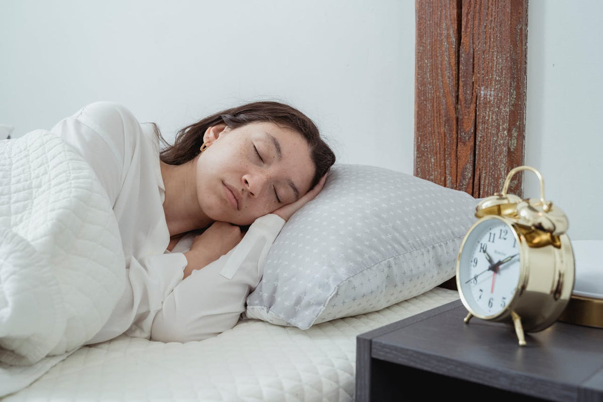 Best Pillow for Occipital Neuralgia in 2026 - HoneydewSleep