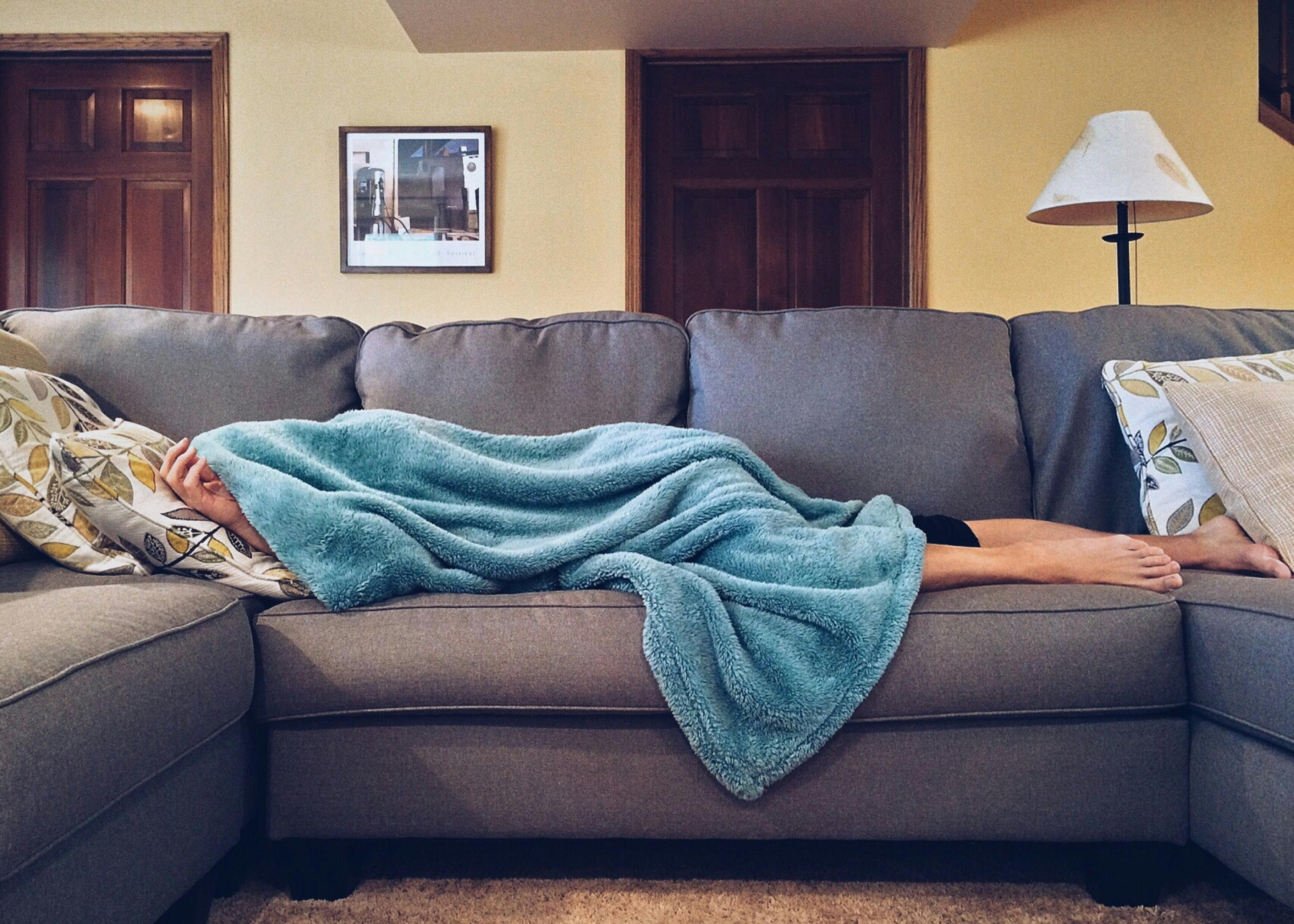 The Connection Between Sleep and Immune Health: Boost Your Defenses