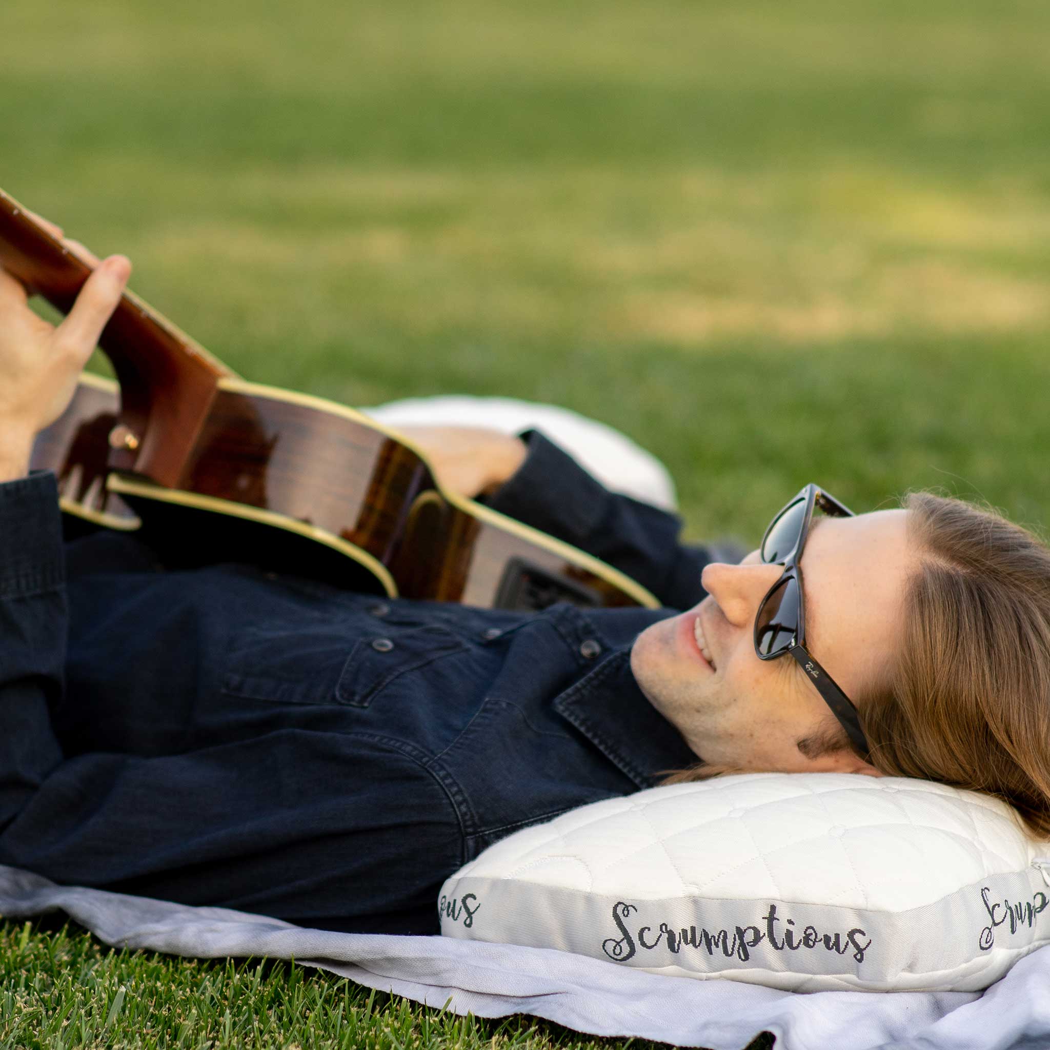 The Scrumptious Travel Pillow Honeydew Sleep